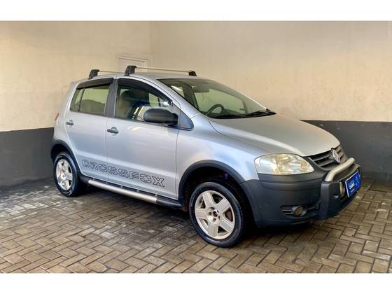 VOLKSWAGEN CROSSFOX 1.6 MI FLEX 8V 4P MANUAL VOLKSWAGEN CROSSFOX 1.6 MI FLEX 8V 4P MANUAL